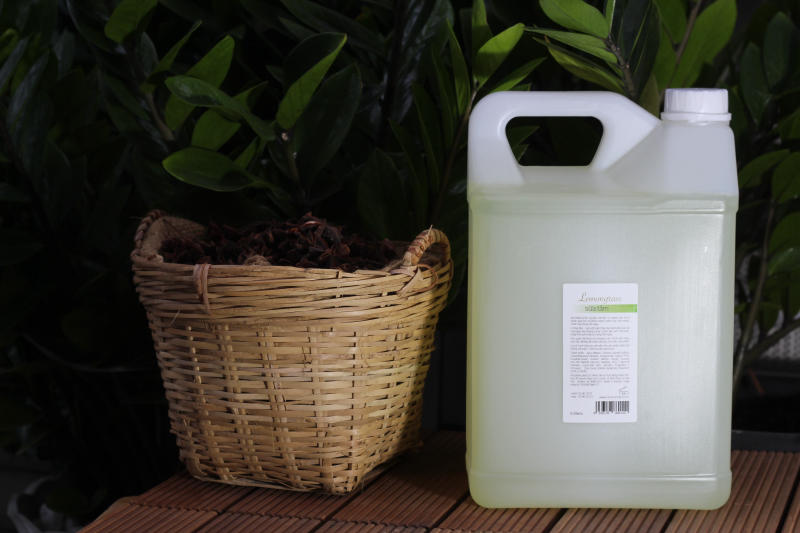 dau-goi-sua-tam-lit-khach-san