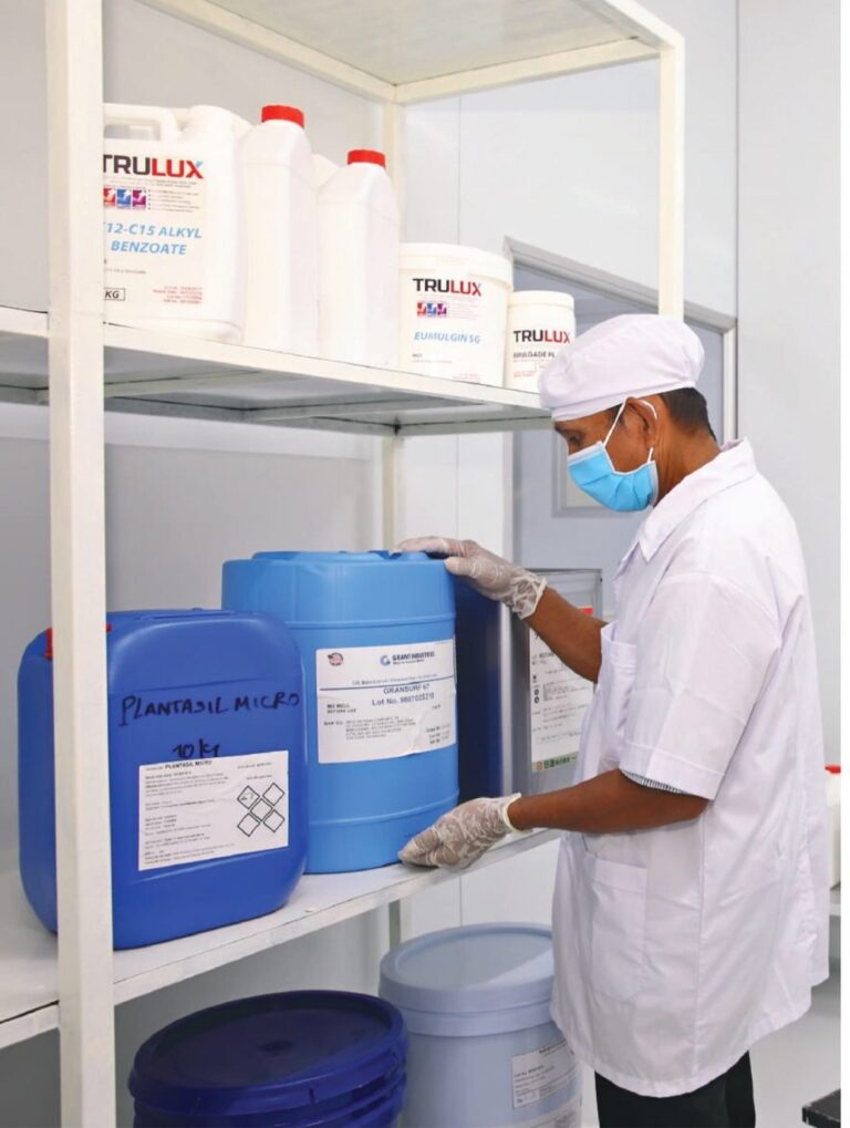 dau-goi-sua-tam-khach-san-cao-cap